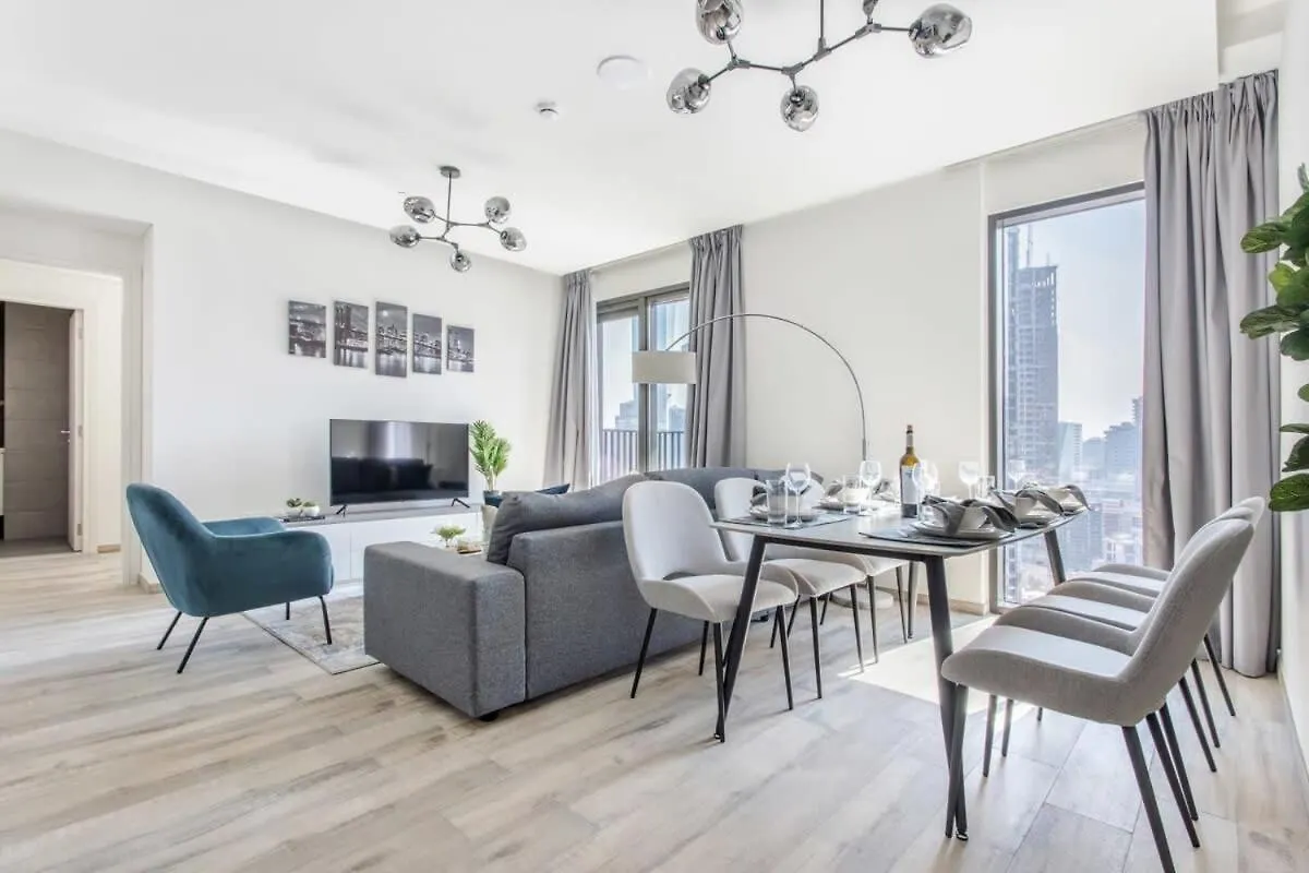 Frank Porter - Ahad Residences Dubai United Arab Emirates