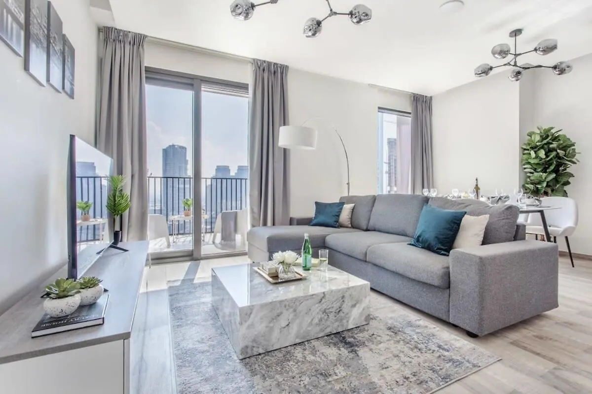 Frank Porter - Ahad Residences Dubai Apartment