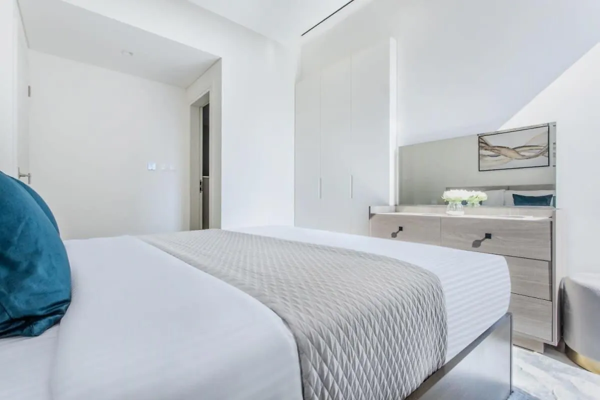 Frank Porter - Ahad Residences Dubai 0*,  United Arab Emirates